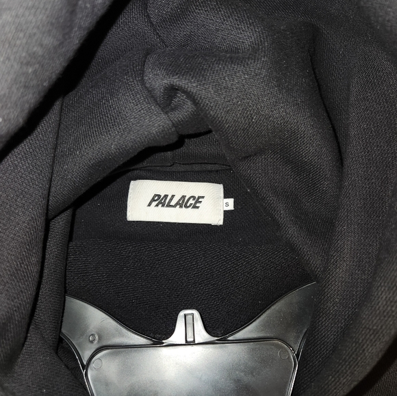 Palace P Sport Hoodie SS19 - Picture 4 of 4